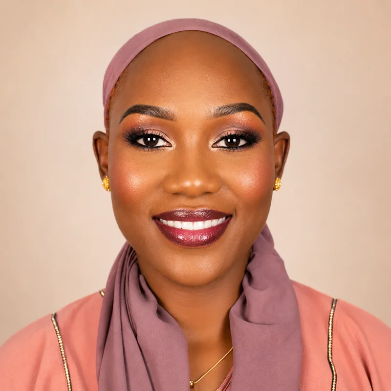 Make-up artistry in Gulu
